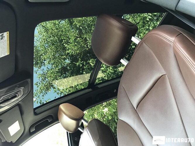 Audi Q7 55 interauto-car