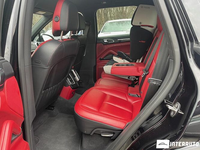 porsche Cayenne 2015