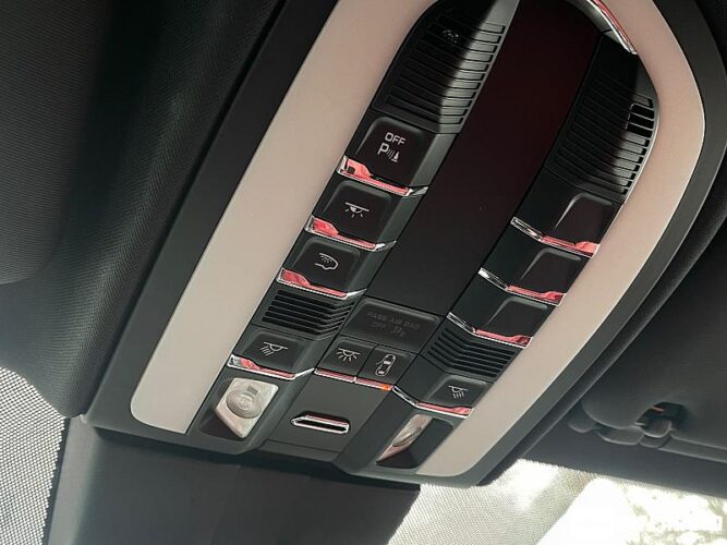 porsche Cayenne 2015