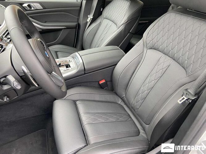 BMW X7 3.0d 50 interauto-car