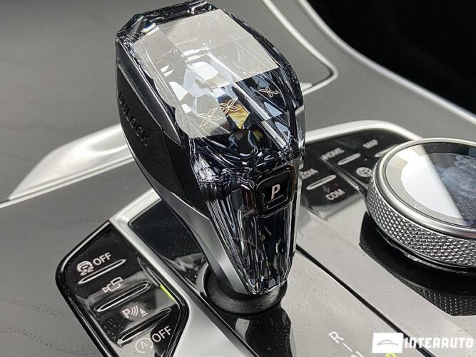 BMW X7 3.0d 61 interauto-car