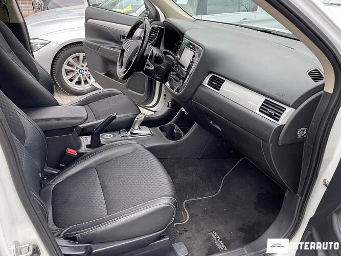 mitsubishi Outlander 2014