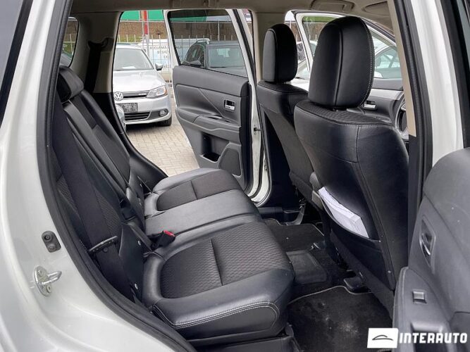 mitsubishi Outlander 2014