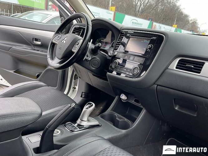 mitsubishi Outlander 2014