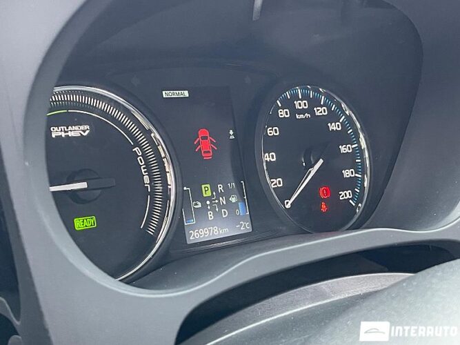 mitsubishi Outlander 2014