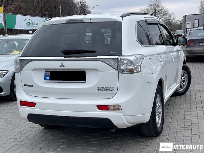 mitsubishi Outlander 2014