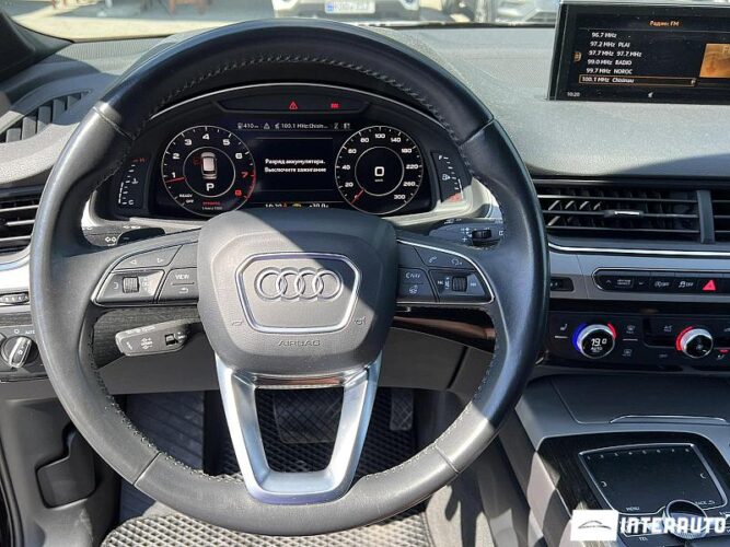 Audi Q7 51 audi Q7 2017
