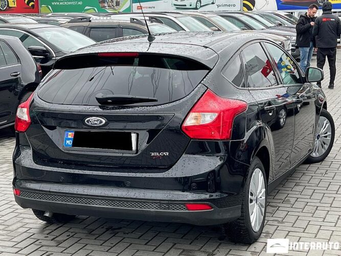 Ford Focus 36 interauto-car