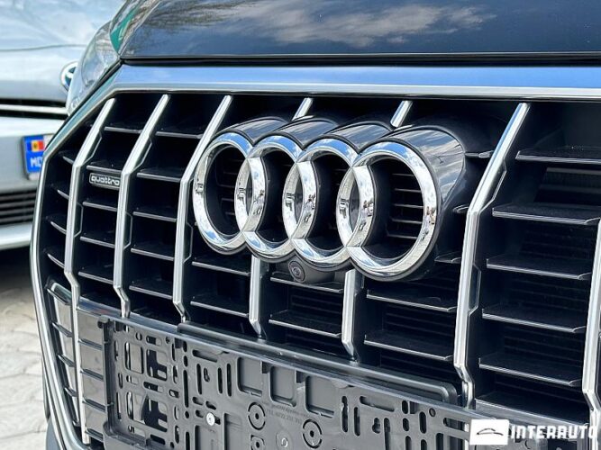 Audi Q3 43 interauto-car