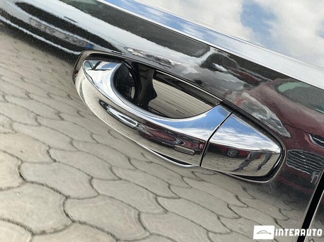 Audi Q3 63 interauto-car