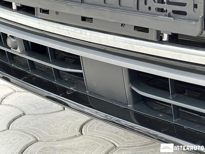 Audi Q3 42 interauto-car