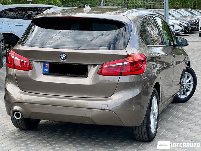 BMW 216d 36 bmw 216d 2020