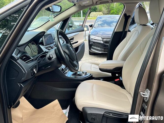BMW 216d 38 bmw 216d 2020