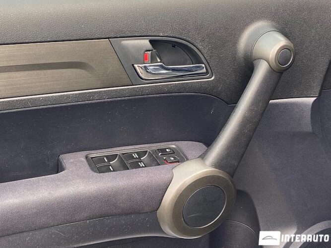 Honda CR-V 33 interauto-car