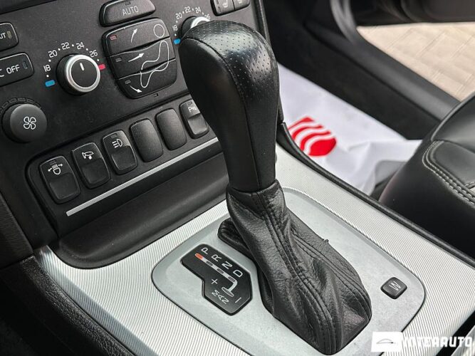 Volvo XC 90 44 interauto-car