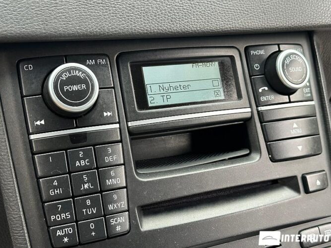 Volvo XC 90 42 interauto-car