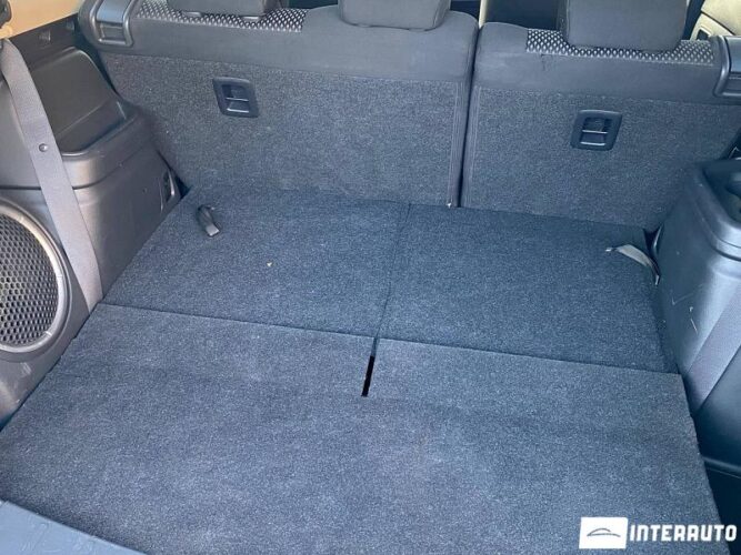 Mitsubishi Outlander 47 interauto-car