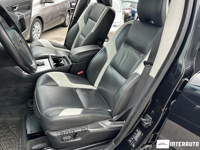 Volvo XC 90 36 interauto-car