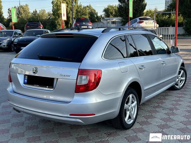 Skoda Superb 29 skoda Superb 2011