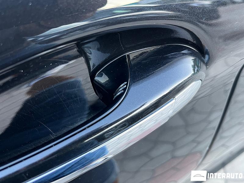 BMW 525 19 automobil-interauto