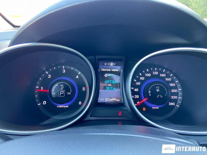 Hyundai Santa Fe 44 interauto-car