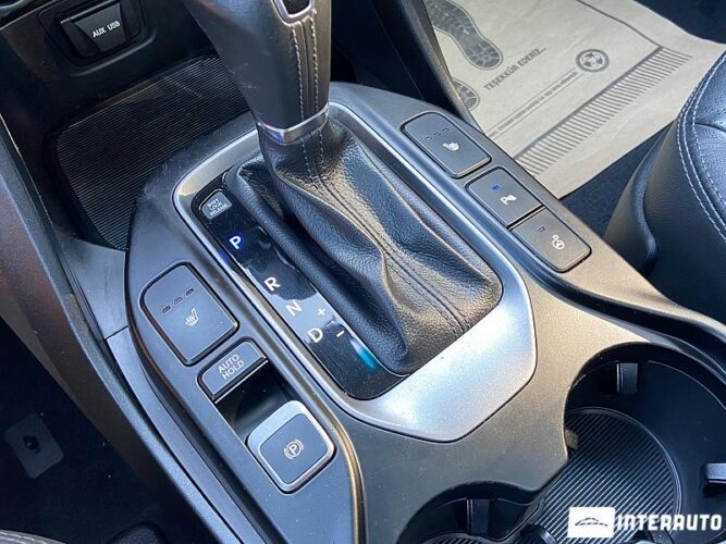 Hyundai Santa Fe 47 interauto-car