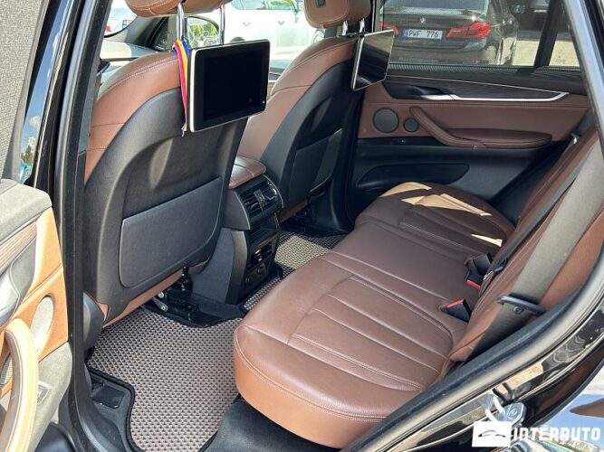 BMW X5 2.5D 48 interauto-car