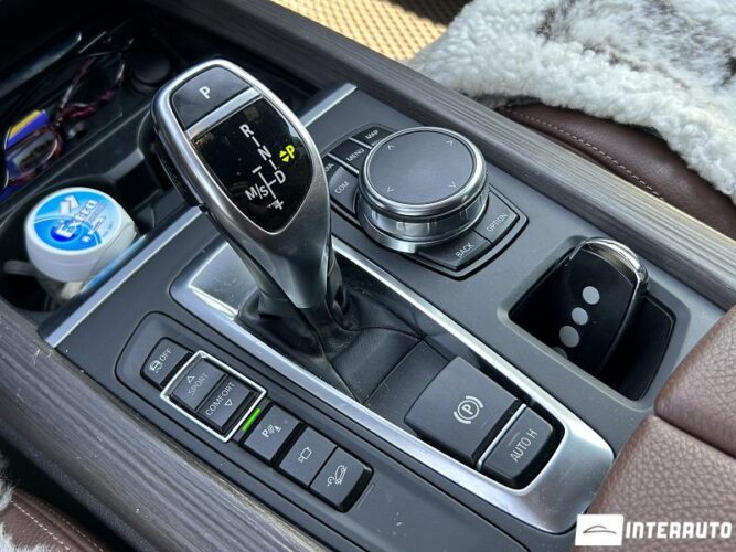 BMW X5 2.5D 45 interauto-car