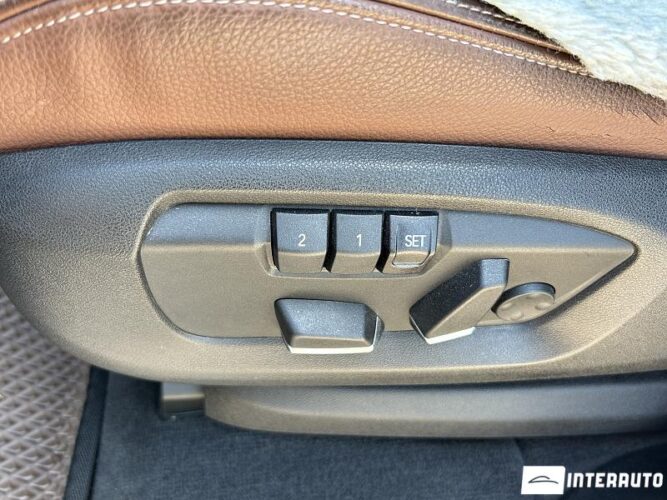 BMW X5 2.5D 39 interauto-car