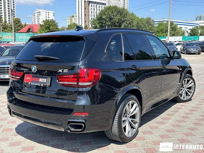 BMW X5 2.5D 33 interauto-car