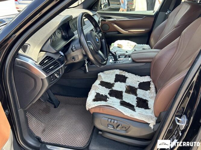 BMW X5 2.5D 38 interauto-car