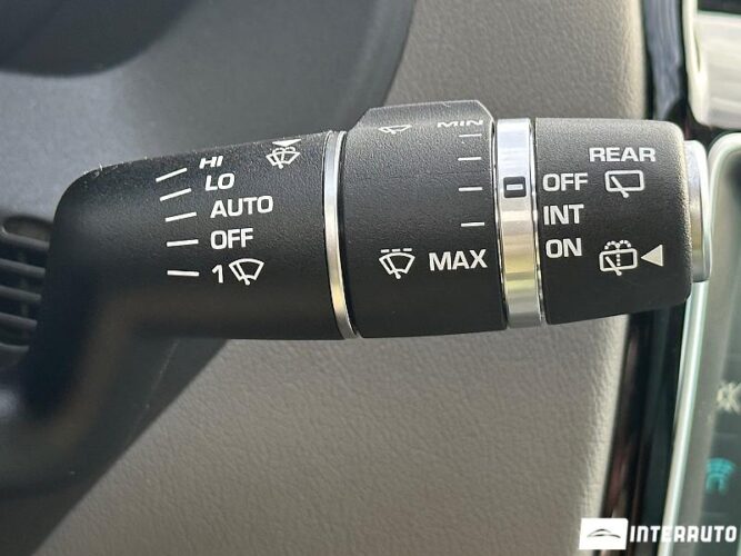 Jaguar F-Pace 60 interauto-car