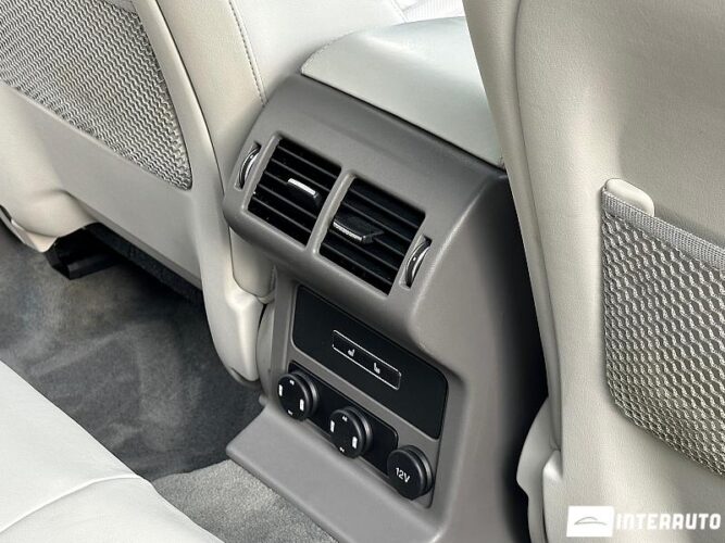 Jaguar F-Pace 62 interauto-car