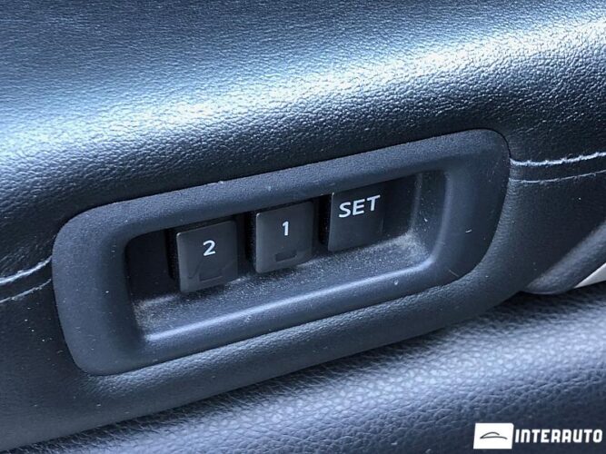 Infiniti FX 35 55 interauto-car