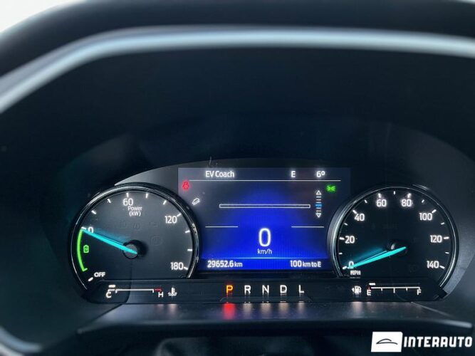 Ford Escape 44 interauto-car