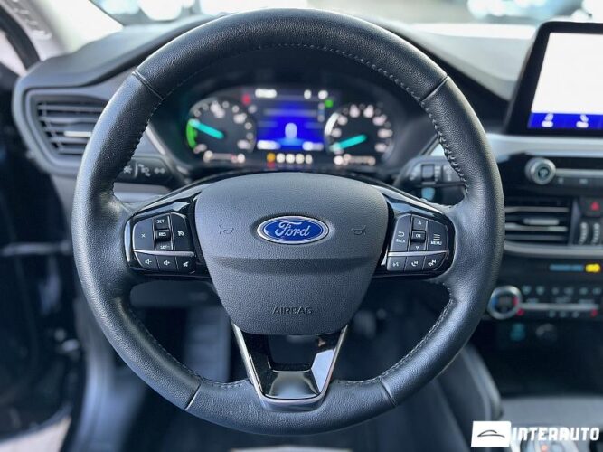 Ford Escape 42 interauto-car