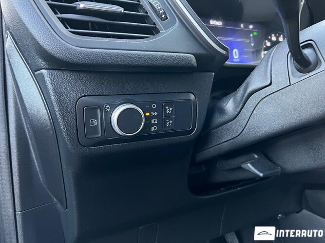 Ford Escape 40 interauto-car