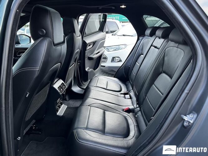 Jaguar F-Pace 51 interauto-car