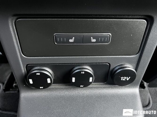 Jaguar F-Pace 58 interauto-car