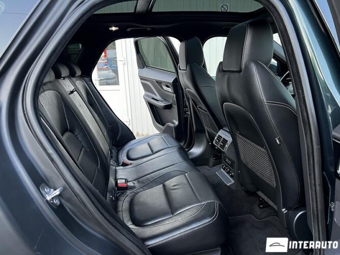 Jaguar F-Pace 52 interauto-car