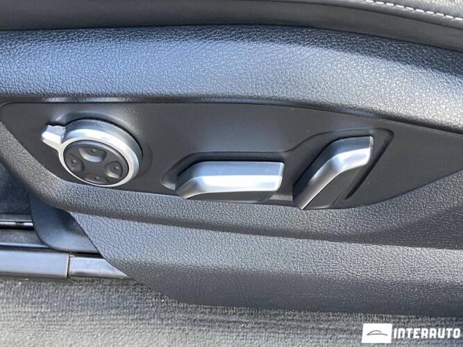 Audi Q7 E-Tron 54 interauto-car