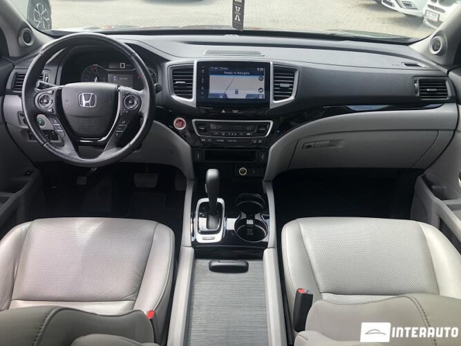 Honda Ridgeline 45 interauto-car