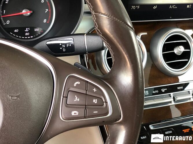 Mercedes GLC 300 36 interauto-car