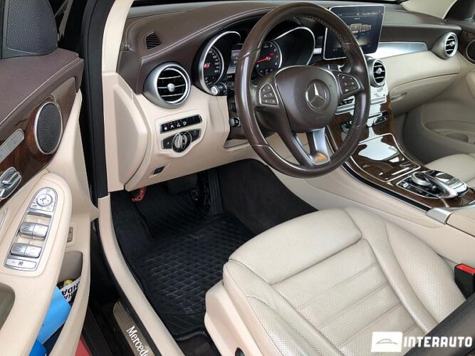 Mercedes GLC 300 32 interauto-car