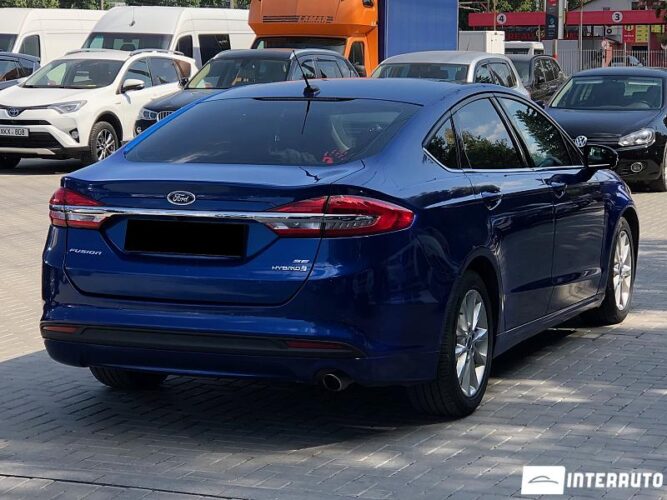 Ford Fusion 31 interauto-car