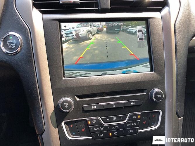 Ford Fusion 41 interauto-car