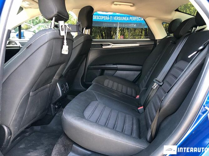 Ford Fusion 36 interauto-car