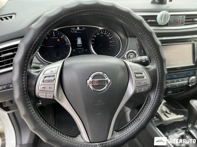 Nissan X-Trail 36 interauto-car