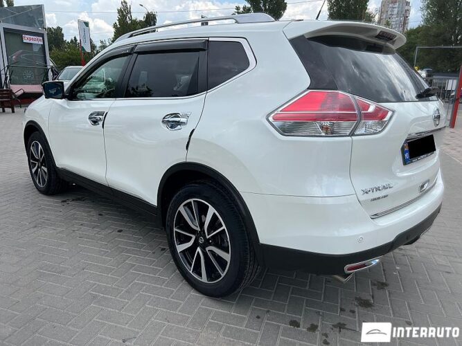 Nissan X-Trail 31 interauto-car