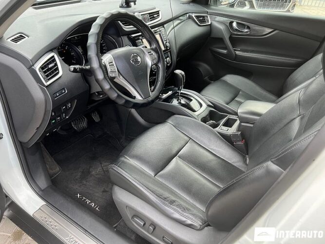 Nissan X-Trail 40 interauto-car